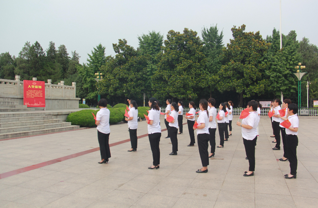 弘扬革命精神，喜迎建党百年