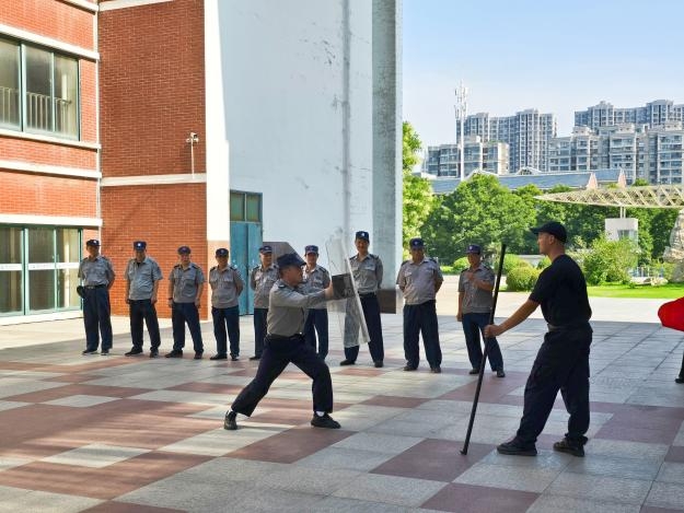 强化安防砺精兵，共筑平安校园梦 ——淮北实验高中项目部校园保安专项培训会完美收官