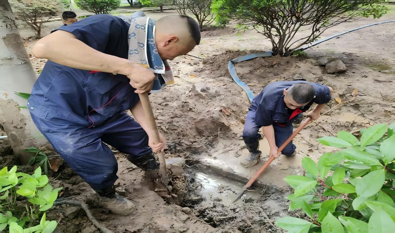 宿州二中项目部丨暴雨烈日下的坚守